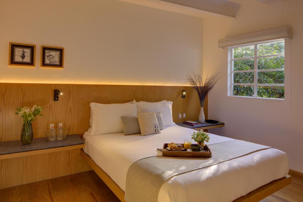 Casa Condesa Hotel